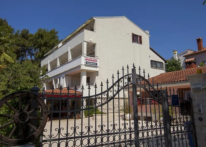 Apartments Villa Ban